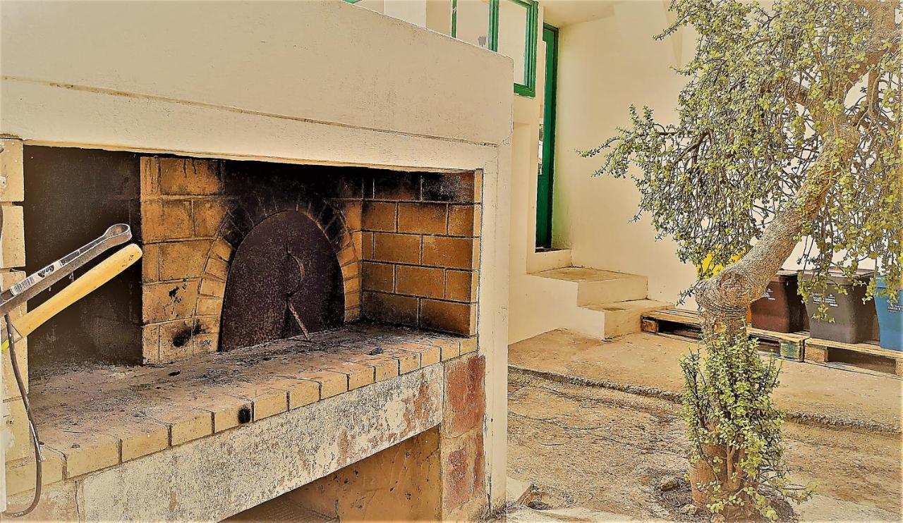 Cala Vinagra House Bed & Breakfast Carloforte  Exterior photo