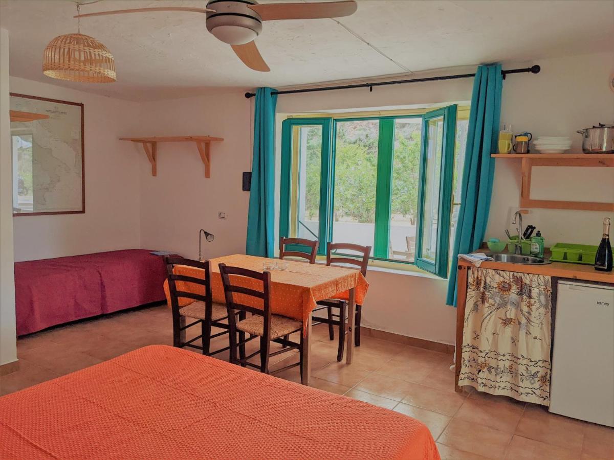 Cala Vinagra House Bed & Breakfast Carloforte  Exterior photo
