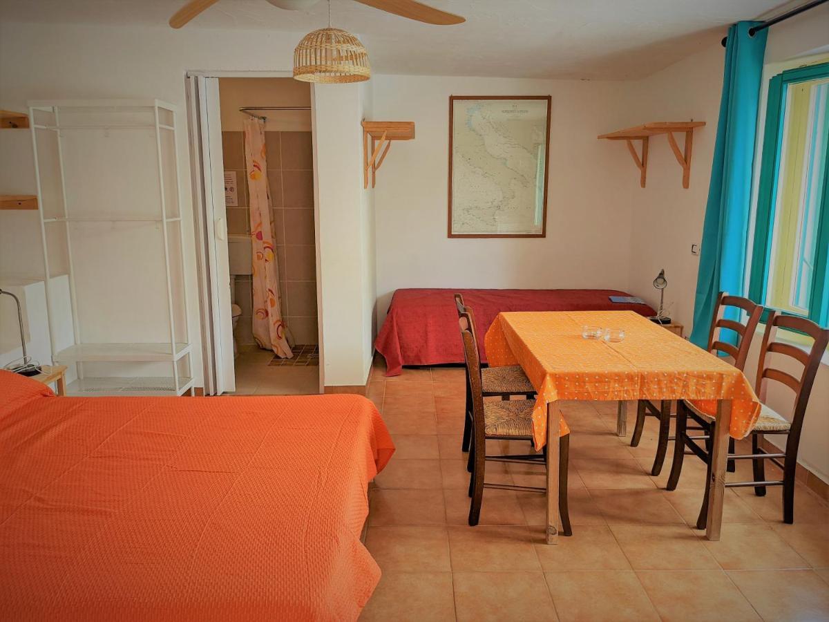 Cala Vinagra House Bed & Breakfast Carloforte  Exterior photo